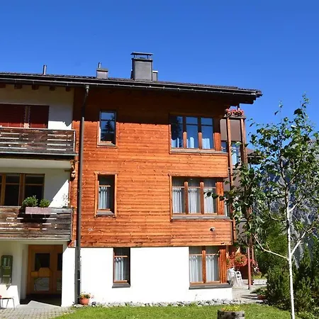 Tschuggenweg 14 * Arosa